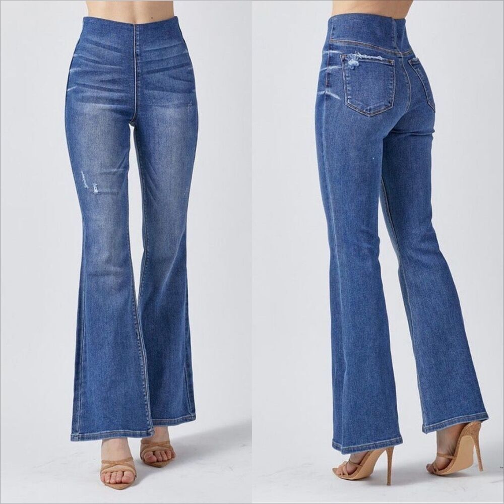 Risen High Rise Pull On Flare Jeans Size Large Stretch Medium Wash